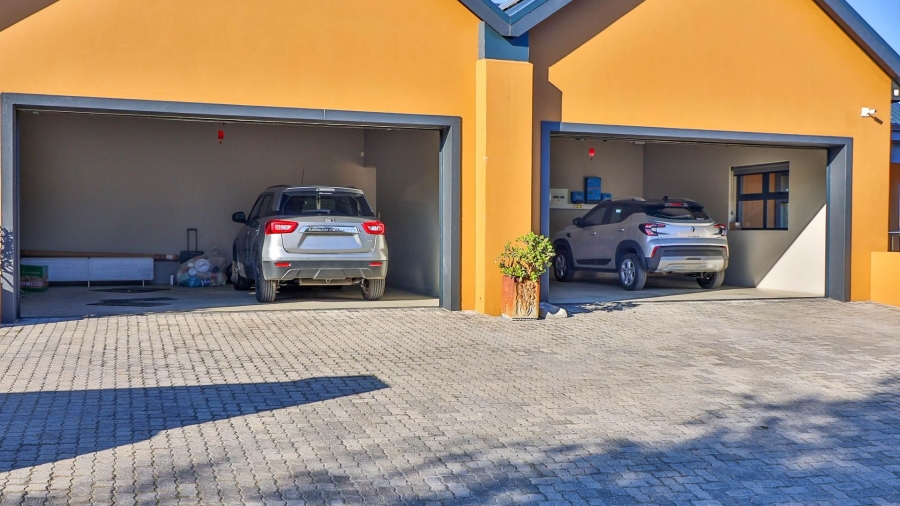 9 Bedroom Property for Sale in Onrus Western Cape